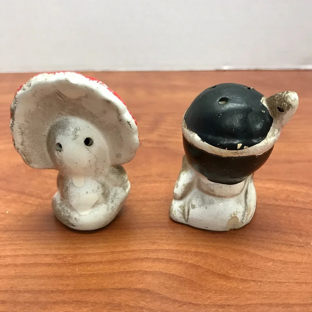 Vintage Native American Children Salt &‎ Pepper Maiden and Chief Shakers